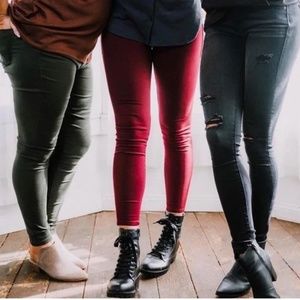 lularoe black skinny curvy jeans